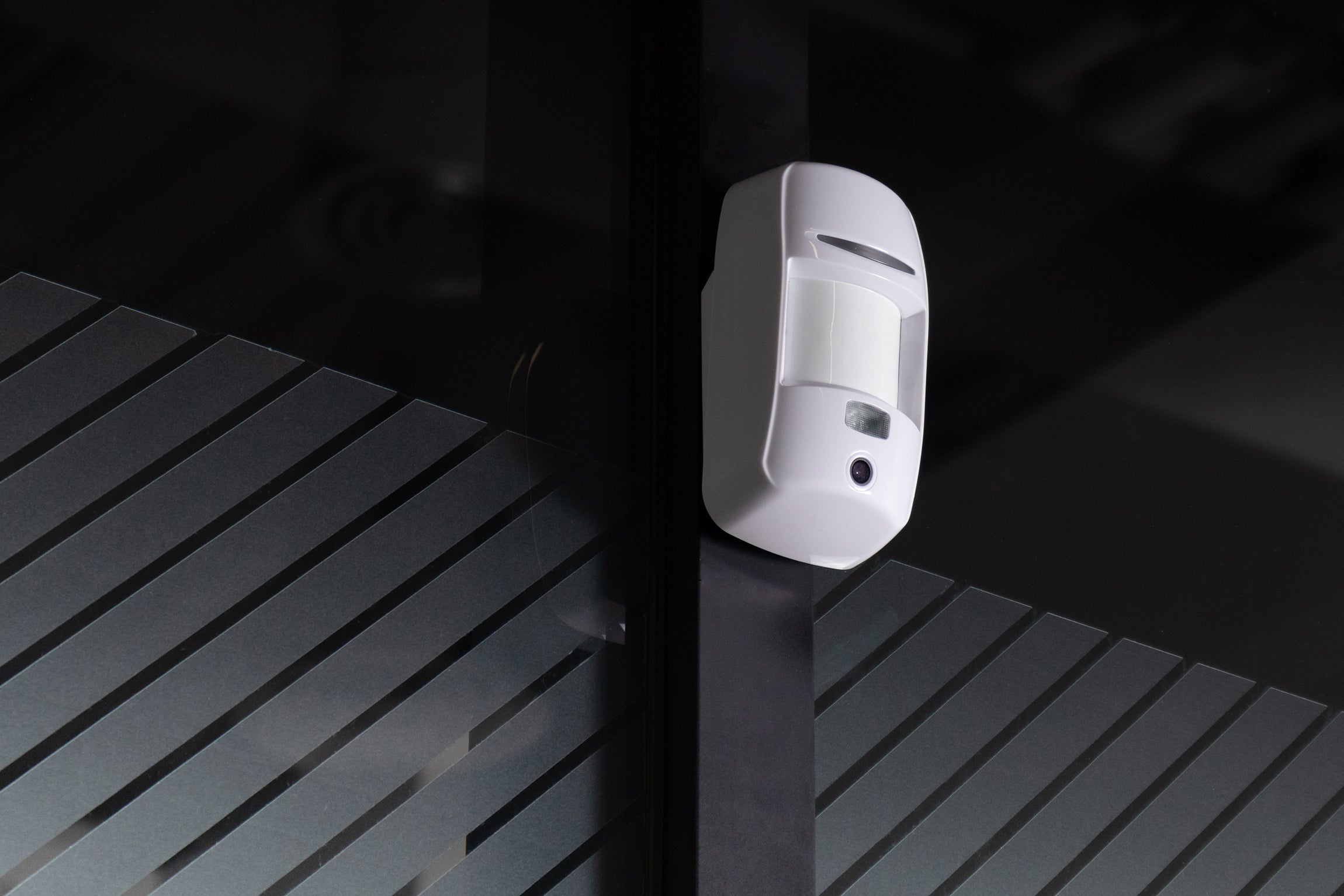 U-Prox Wireless PIR Motion Sensor with Camera